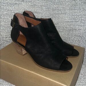 Lucky Brand Black Barimo Bootie.  Black Peep-Toe Heeled Bootie Size 9